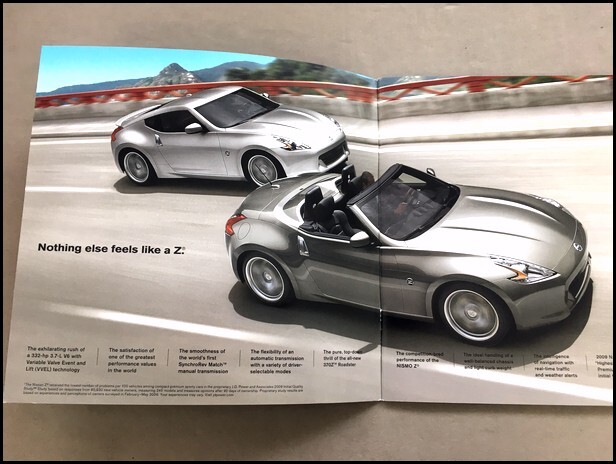 2010 Nissan 370Z 36-page Original Car Sales Brochure Catalog