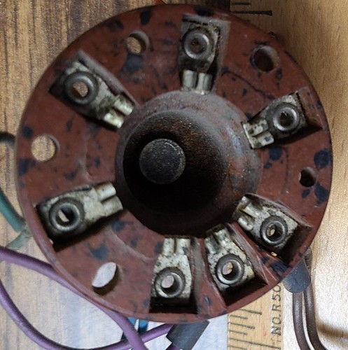 ACORN SOCKET FOR TV-7 TUBE TESTER 7 PIN REMOVED