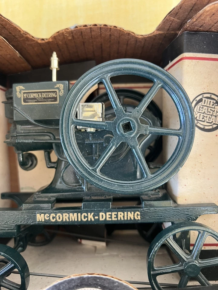 ERTL McCormick, Deering Model "M" 1:6 Scale Die Cast Metal 1990 NEW - Image 2 of 4