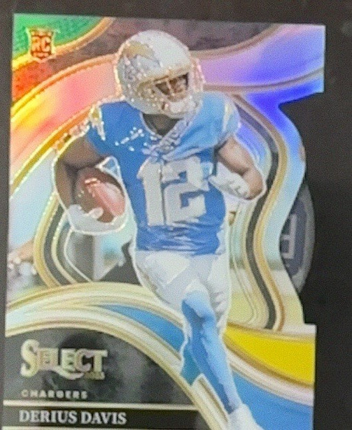Panini 2023 Select Derius Davis Los Angeles Chargers Club Level Prizm RC #277