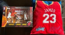 Personaggio LeBron James -Miami Heat 3 McFarlane, raro cuscino maglia Cavs primi anni 2000