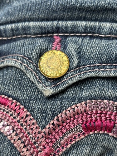 Levi’s Jeans Girls Cut-Off Denim Shorts Size 6 Pink Silver Trim Glitter Buttons - Picture 12 of 24