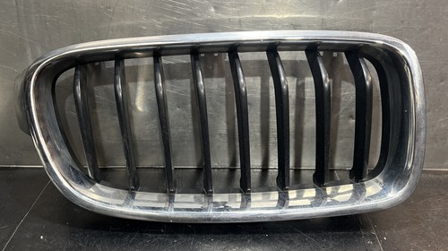 BMW 3ER F30 FAHRER VORNE OSF OFFSIDE CHROM STOßSTANGE GRILL 51137255412