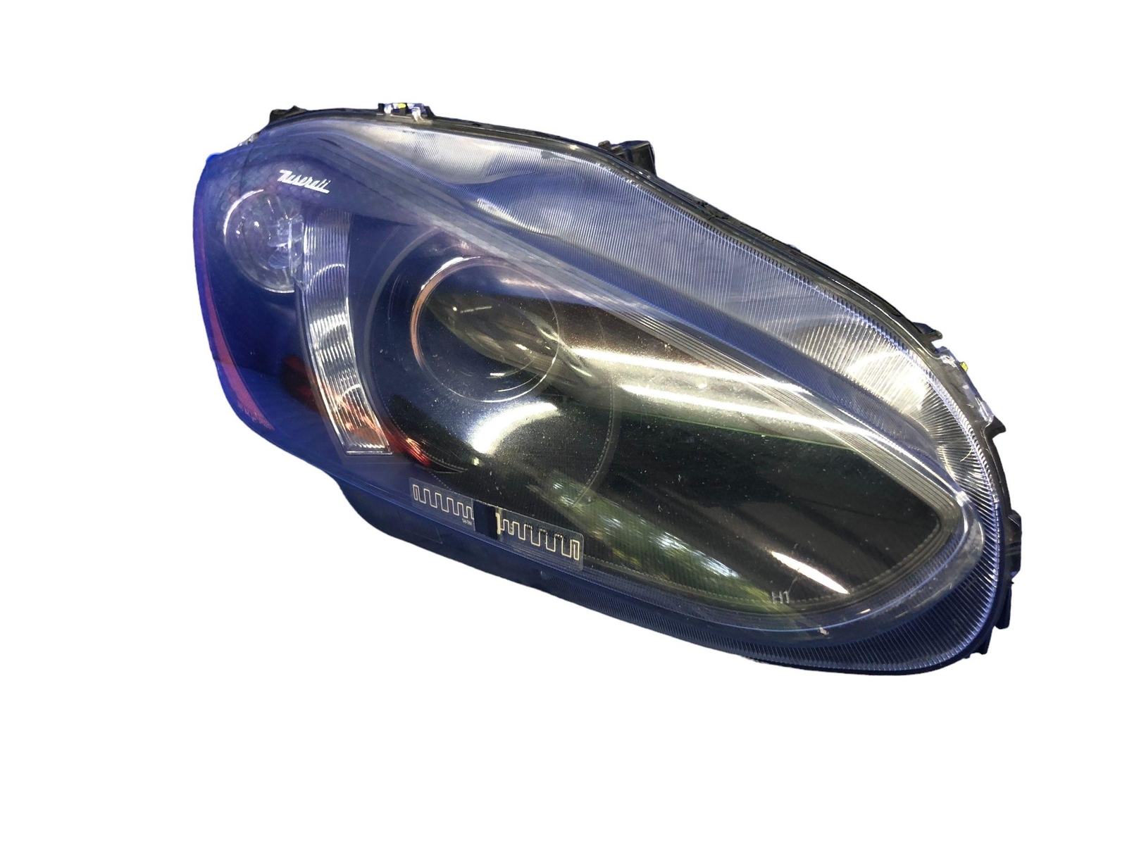 2013-2018 MASERATI GRANTURISMO FRONT RIGHT HEADLIGHT HEAD ASSEMBLY *DAMAGED TAB*
