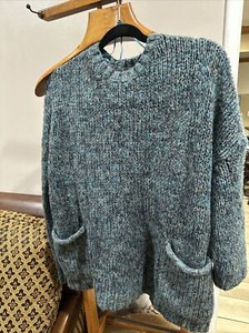 Between Me And You Sweater Sz L  Blue Gray