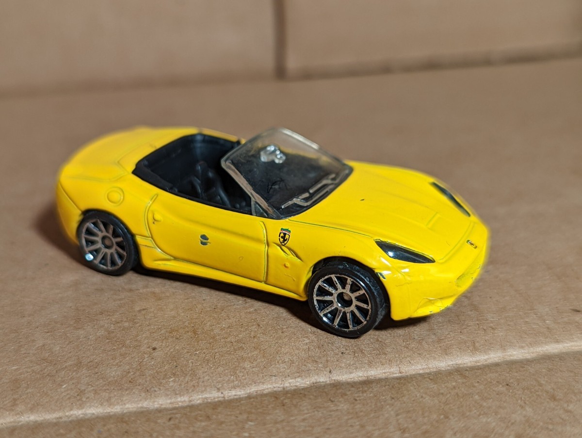 ミニカー Hot Wheels Ferrari California Hot Wheels Yellow Ferrari California Convertible Die Cast Toy Car