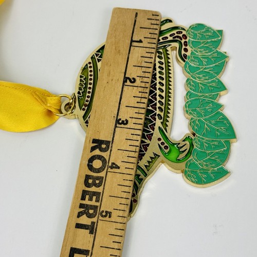 Yes Fit Medal Tortoise Creep 155.1 Miles Virtual Fitness Running Green Turtle - Picture 9 of 9