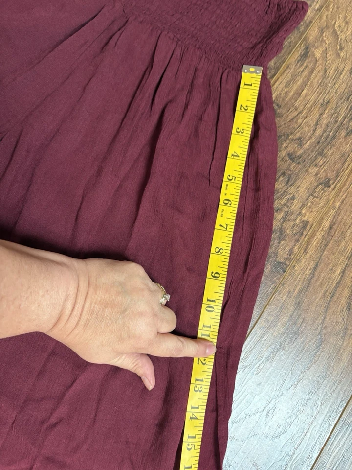 Pantalones American Rag CIE Pierna Dividida Talla Pequeña Granate Abertura Lateral Boho Beachy Witchy Foto 3 de 4