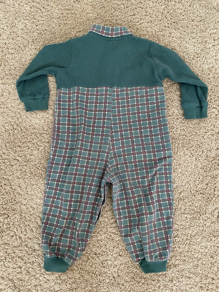 Mameluco vintage Winne The Pooh “100 acres Woods Tool Crew” verde/a cuadros tamaño 24 m Foto 2 de 4