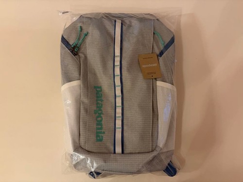 Patagonia Black Hole Pack 25L Backpack New without tags recycled polyester