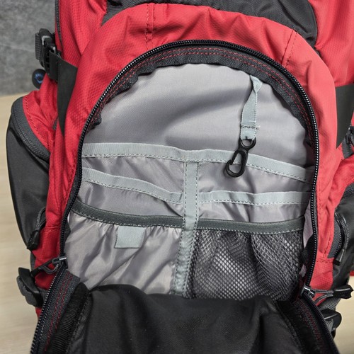 Camelbak H.A.W.G. Zaino NV Hydration Pack Escursionismo Bici Rosso Nuovo - Foto 11 di 11