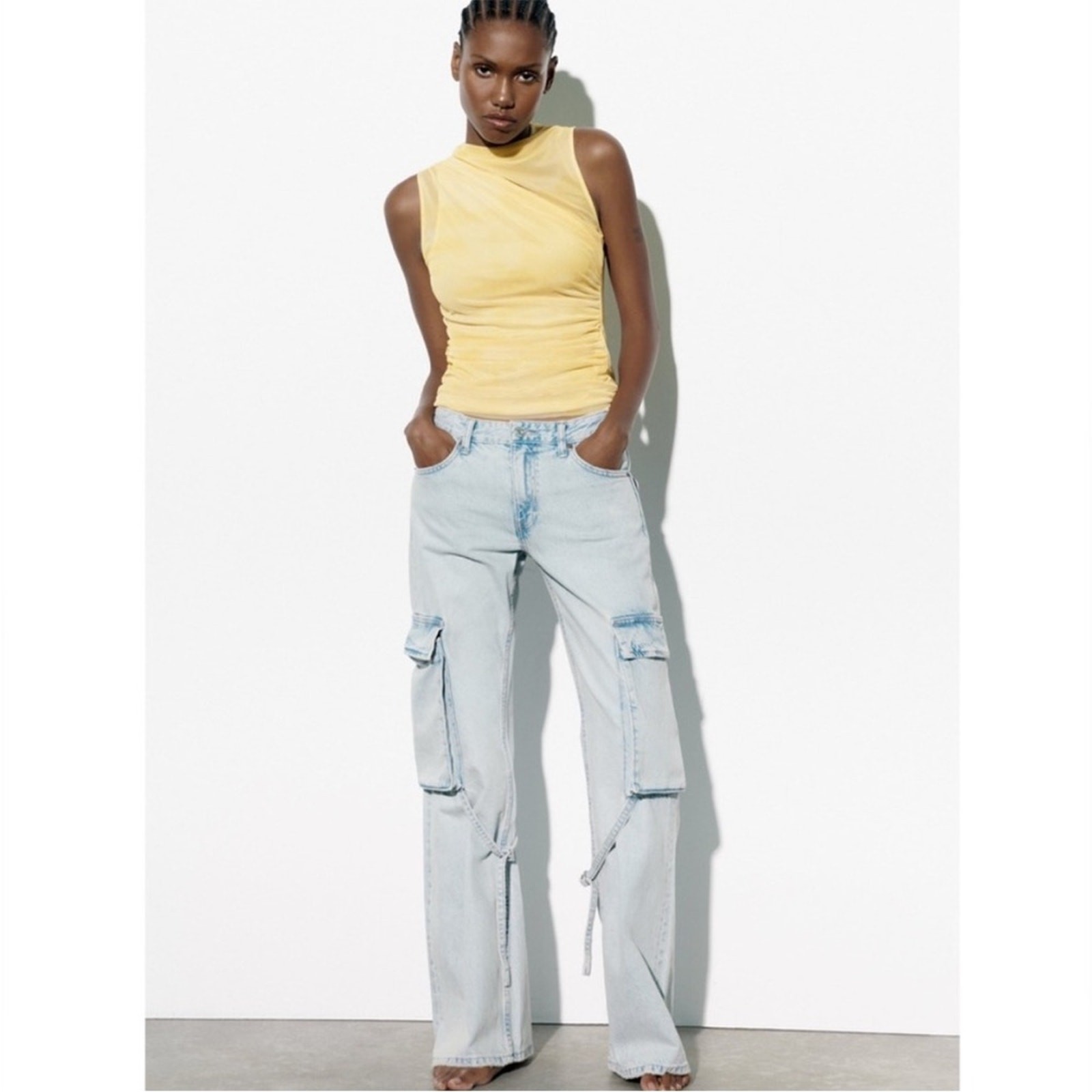 ZARA TRF MID-RISE BELT LOOP CARGO JEANS image 4