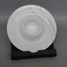 8x vintage Eierbecher mit Schalenablage ~ modernes Design ~ weiß mit Liniendekor