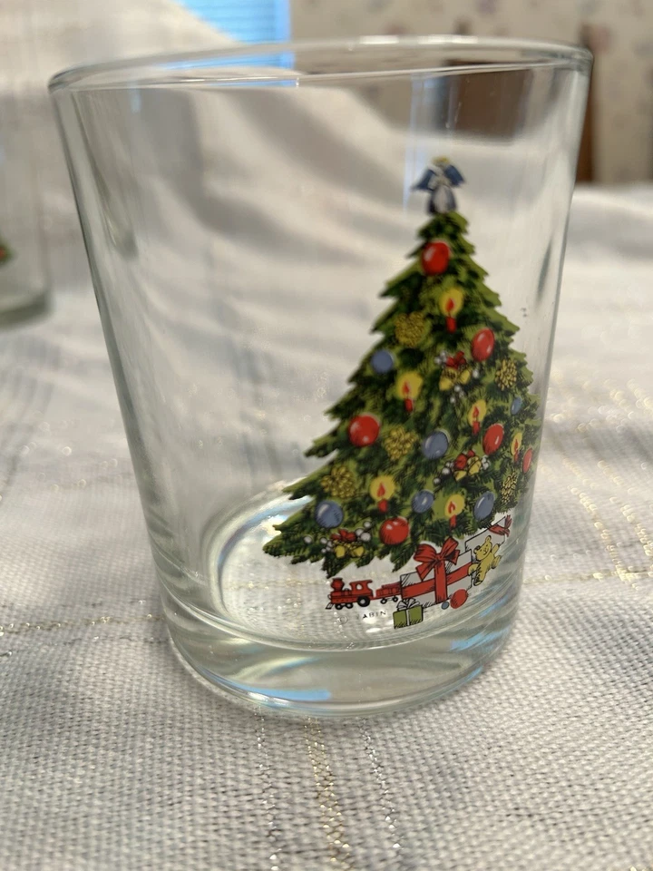 Juego de acción vintage 1985 de 4 vasos de Navidad de Carlton de 14 oz con caja original usado en excelente estado Foto 3 de 4