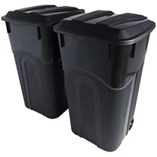 32 Gallon Wheeled Outdoor Garbage Trash Can with Attached Snap Lock Lid 2 Pack