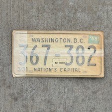 Paire de plaques d'immatriculation Washington DC 1967 1968 étiquette auto vintage avec enveloppe 367 382