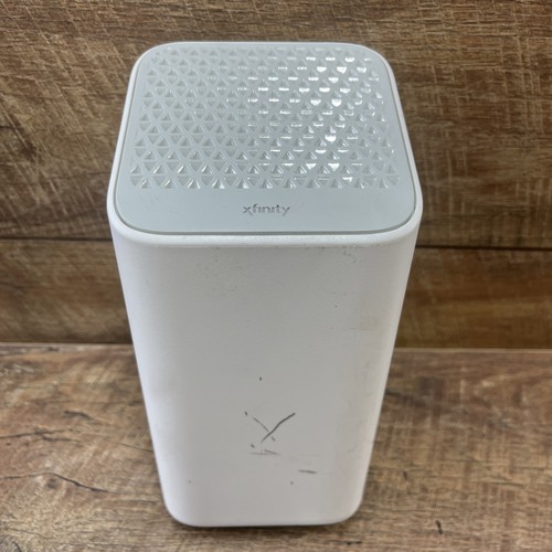 Xfinity Home WiFi Router Modem White XB7-CM No Power Cord For Parts READ!!!
