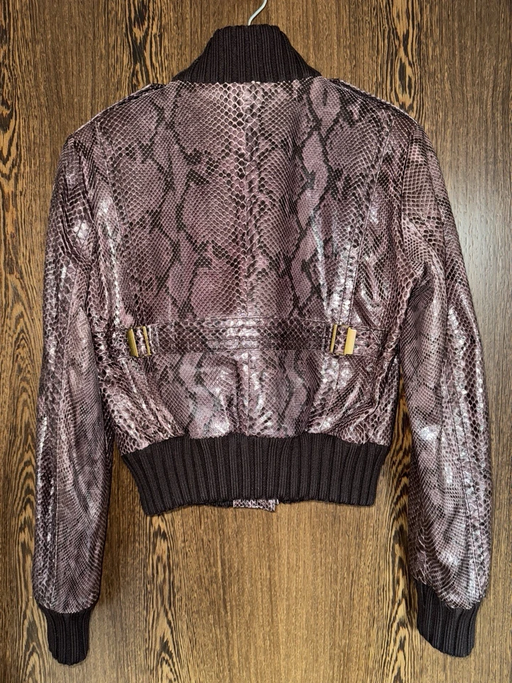 GUCCI Premium Bomberjacke aus Pythonleder Jacke Dunkellila Size: S (It.42) - Bild 2 von 4