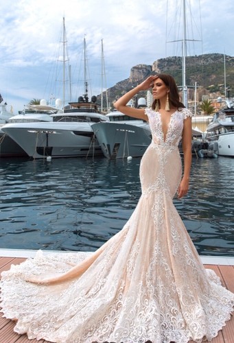 crystal design marchesa wedding dress - Picture 3 of 7