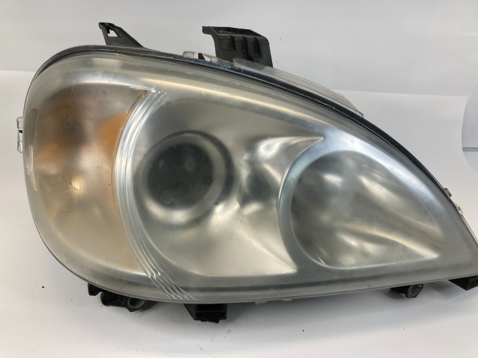 02 03 Mercedes-Benz ML320 Front Right Side Headlight Headlamp 