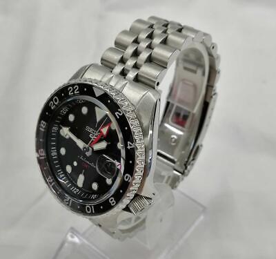 Seiko 5 Sports 4R34-00A0 GMT Stainless Steel 24 Jewels Date Seiko 5 Sports 4R34-00A0 GMT Stainless Steel 24 Jewels Date