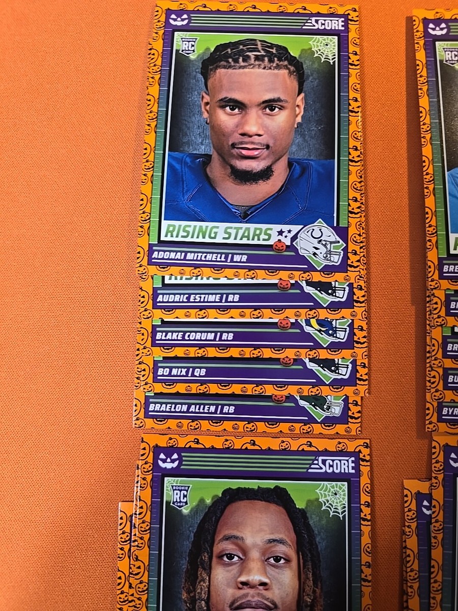 🟠🎃🟣 2024 Score-A-Treat Football Set Of Rising Stars Rookies #1