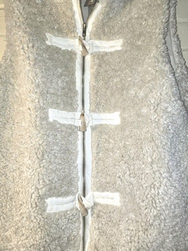 Chaleco de piel sintética BKE Sherpa polar crema talla pequeños bolsillos nuevo con etiquetas - Imagen 6 de 8
