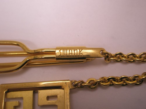 PG Monogram Initials Letter Font Cable Chain Vintage SWANK Pendant Tie Bar Clip - Picture 7 of 7