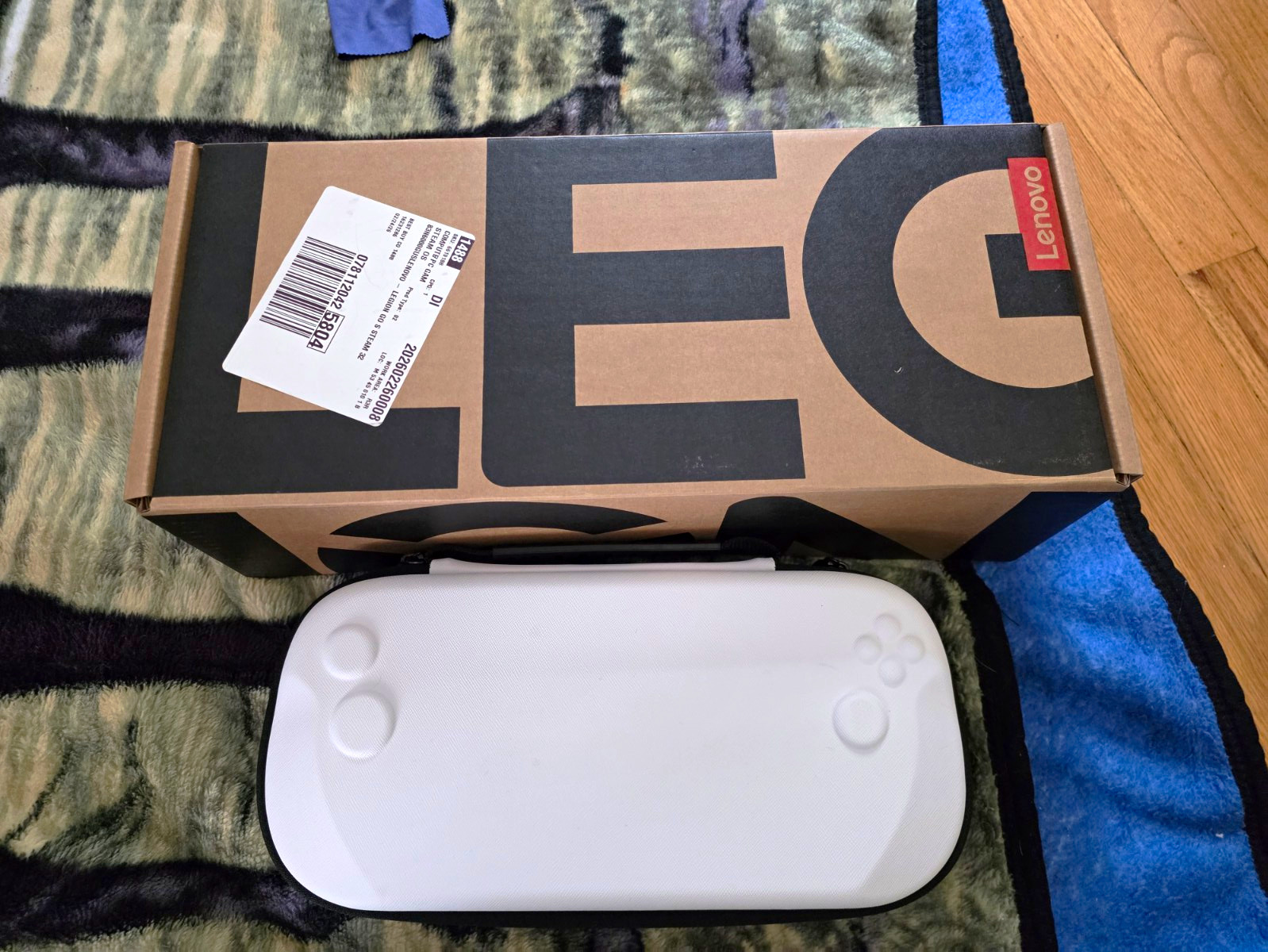 Lenovo Legion Go Handheld System Console w/ Carrying Case Black/White