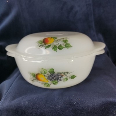 Vintage Arcopal France Auflaufform klein mit Deckel 'Fruits de France' 14cm Ø