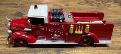Ashton Models AH30 1953 Mack L Pumper Centerport LI Firetruck 1:43 - See Pics