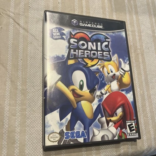 Sonic Heroes (Nintendo GameCube, 2004) No Manual Cleaned Tested Working Great