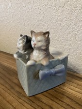 1988 Nao By Lladro Cats In A Box Figurine Spa...
