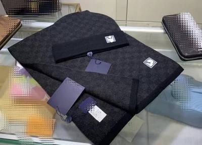 louis vuitton men's Chequered Beanie Hat black One Size