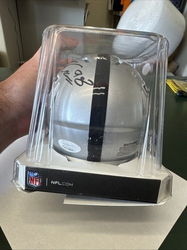 Von Las Vegas Raiders Max Crosby signierter JSA-zertifizierter Minihelm Riddell Speed - Bild 7 von 13