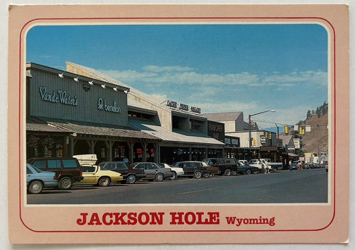 Jackson Hole Wyoming Vintage Postkarte | Street View | Old Cars, Rancher Bar