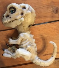 WOWWEE FINGERLING DINOSAUR UNTAMED RAPTOR BONEHEAD DINOSAUR