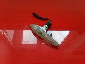 BMW X3 E83 Kotflügelblinker vorne links E130675 2.00 Diesel 110kw 2005 25530303