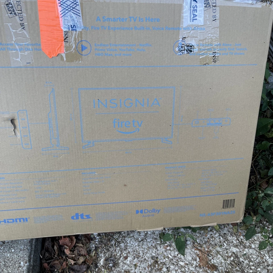 Insignia- 43" Class F30 Series LED 4K UHD Smart Fire TV - Image 2 of 2