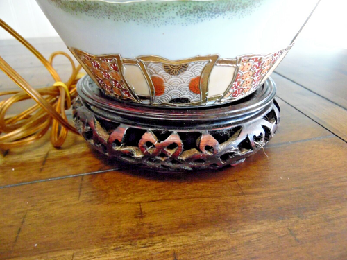 Vintage Japanese Lamps Pair Hand Painted and Gilded. Warrior Design - Picture 11 of 17