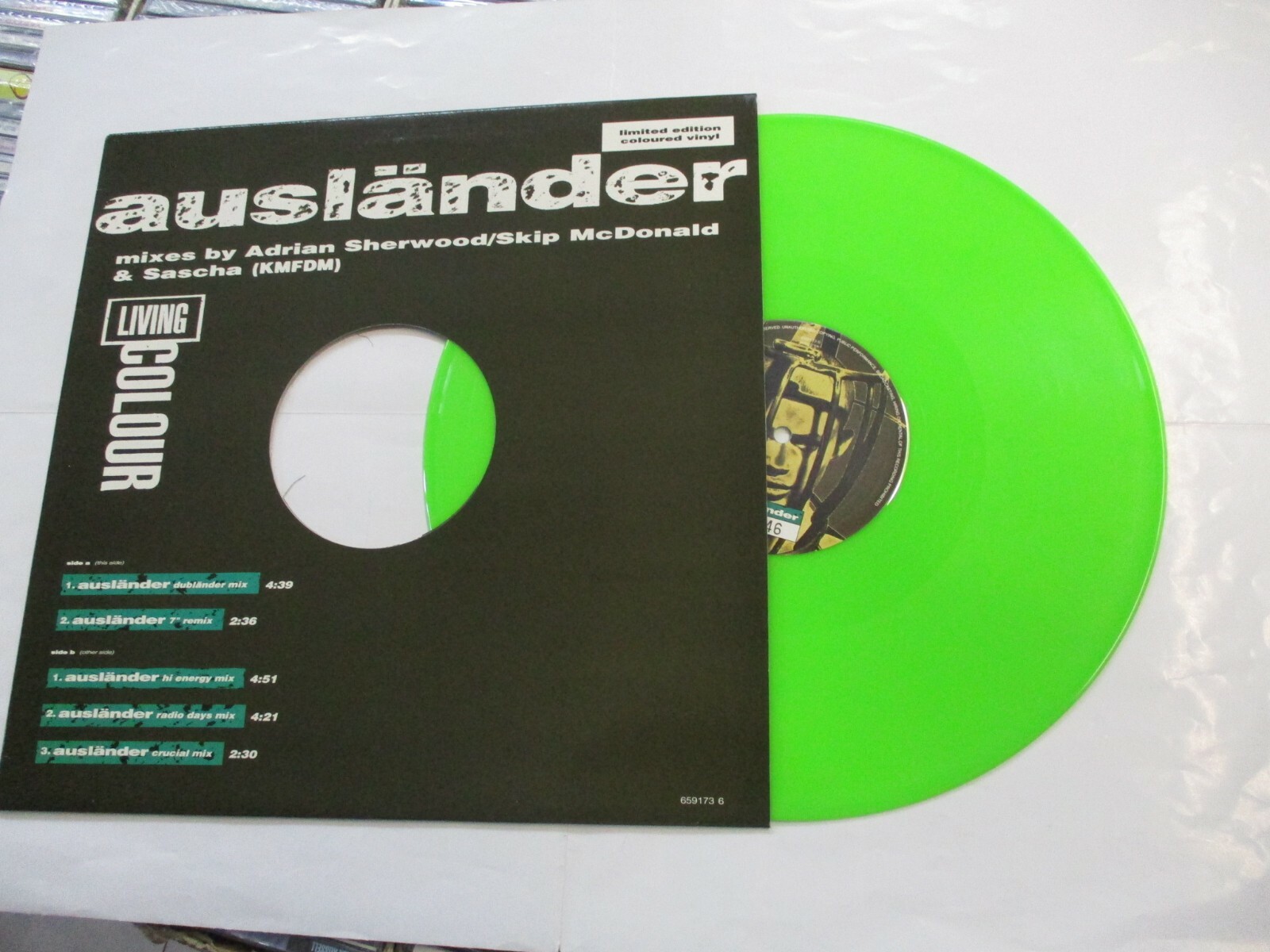 LIVING COLOUR - AUSLAENDER - 12" GREEN VINYL NEW CONDITION 1993