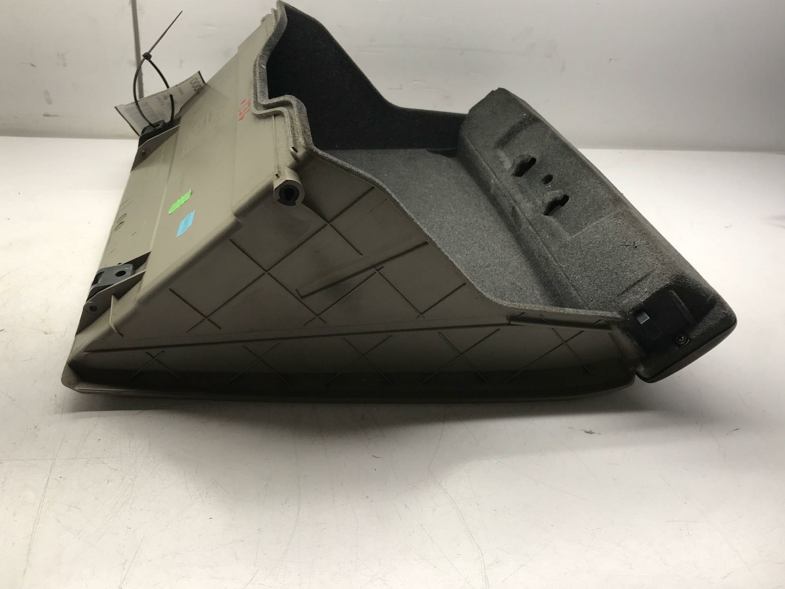 2001 VOLVO 40 SERIES S40 Front Glove Box Dash Storage Compartment Right