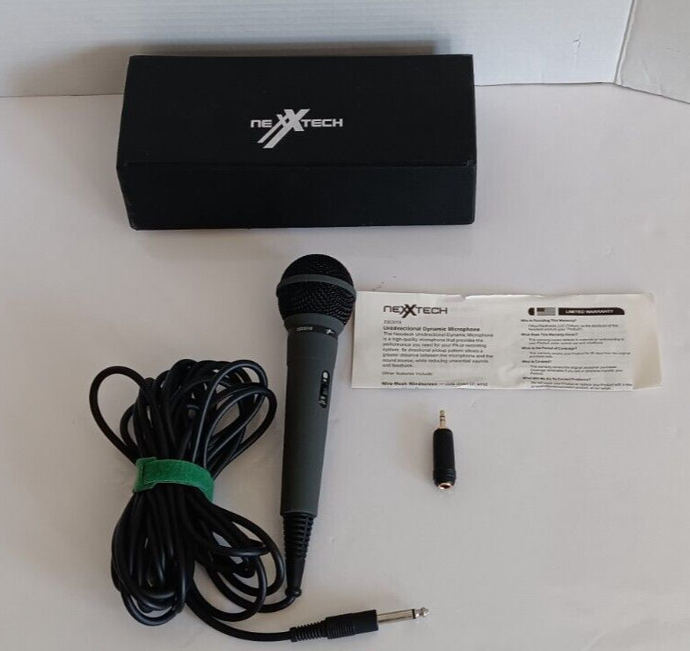 NEXXTECH UNIDIRECTIONAL DYNAMIC MICROPHONE MODEL 3303018 CASED