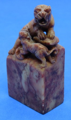 Figura antigua pantera oriental victoriana de piedra china vintage y sello cachorro - Imagen 3 de 16