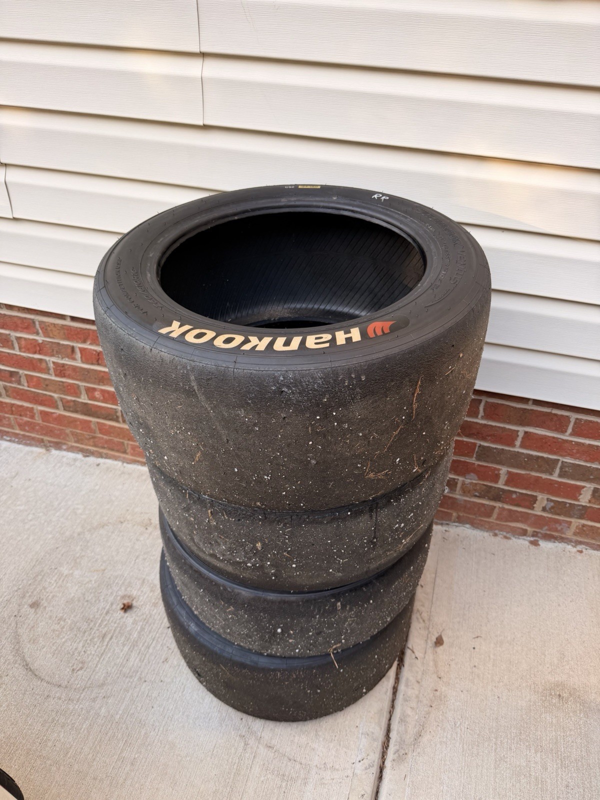 Praga R1 2026 LEFT Tire