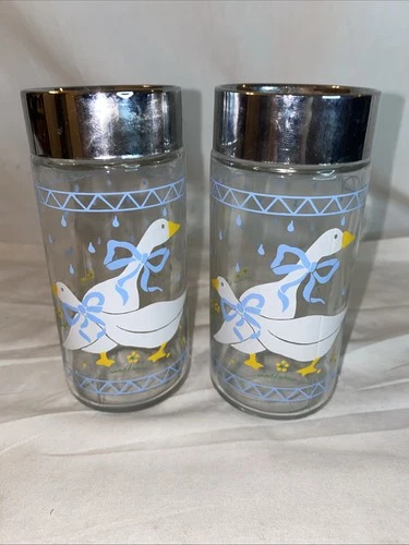 Vintage Anchor Hocking 1980’s Farm Country Goose Glass Salt and Pepper Shakers