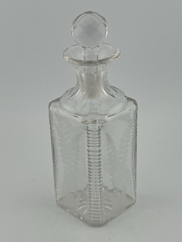 Vintage Early American Square Decanter Etched Fern Design With Diamond Stopper
