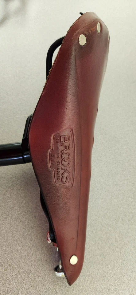 Sillín Brooks Champion Standard B17 de cuero tallado marrón miel con tija de sillín Foto 4 de 4