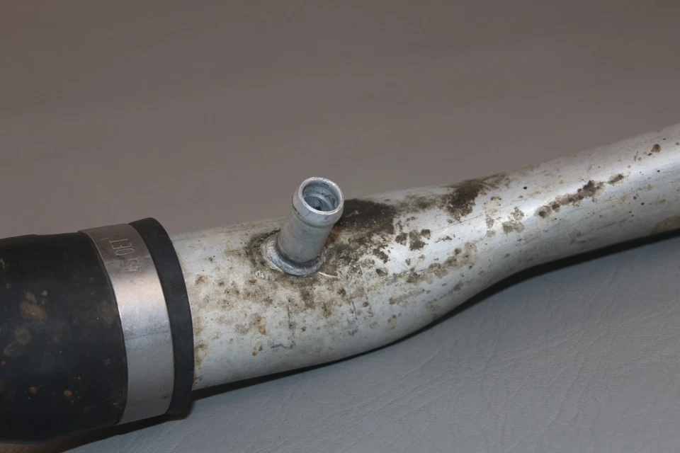 BMW 335XI E90 N55 2011 BMW tubo de refrigerante del motor 7588880 OEM Foto 4 de 4