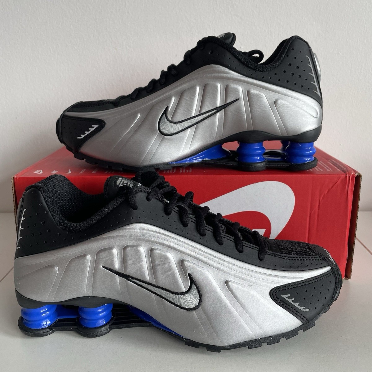 UK Nike Shox R4 Trainers 'Black Metallic Silver Blue